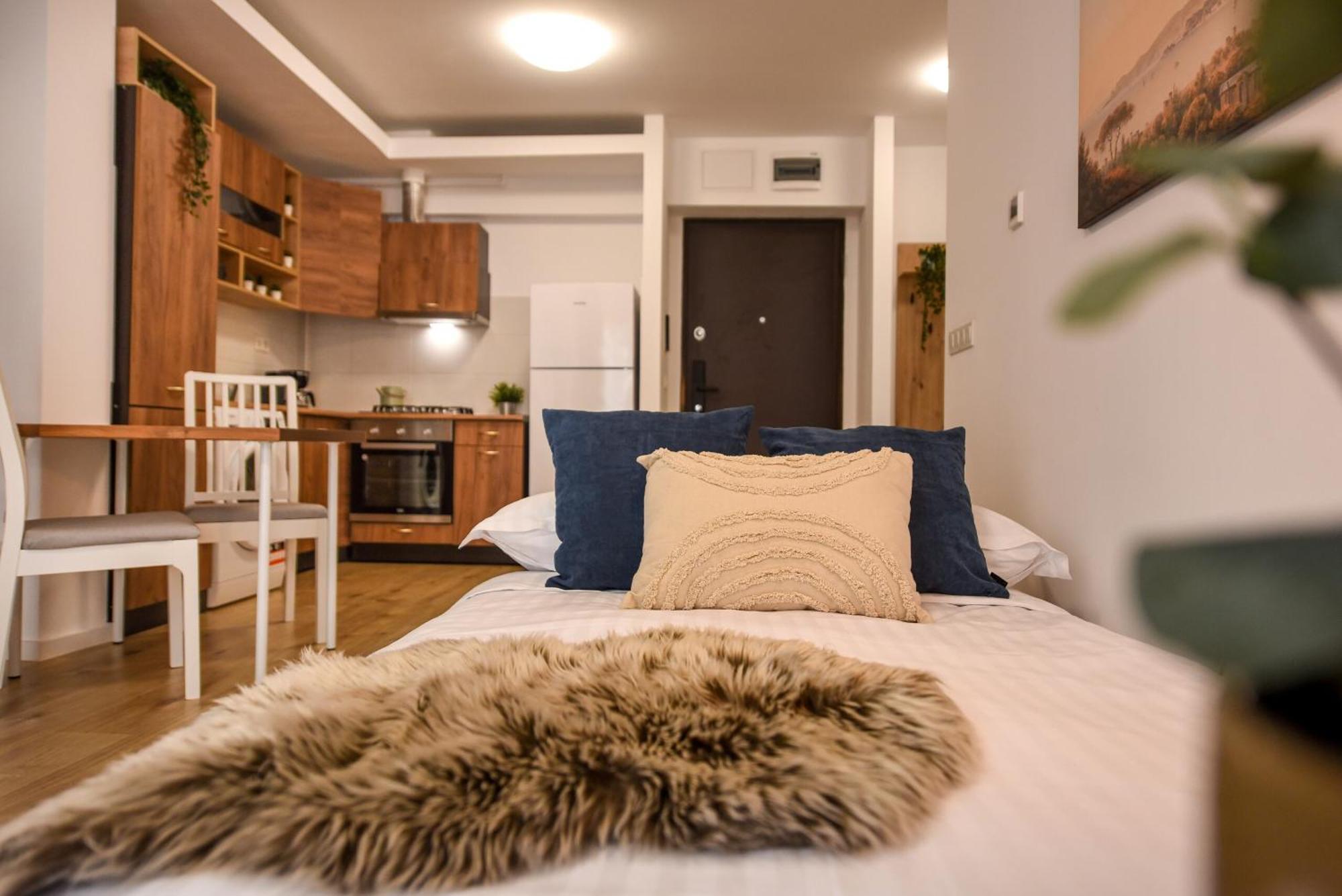 Perfect Stay: Urban Heaven In Aviatiei Business Area Бухарест Номер фото