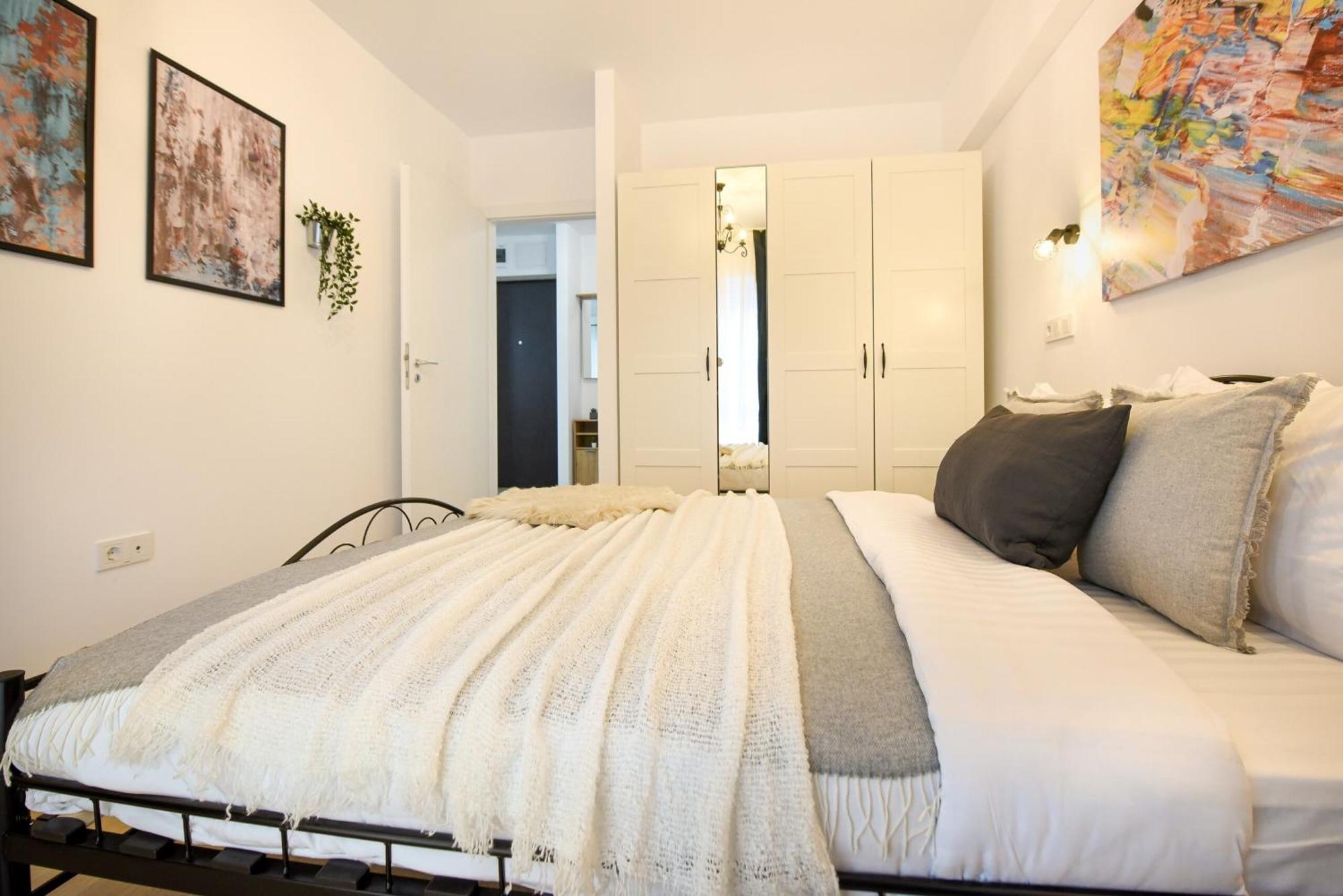 Perfect Stay: Urban Heaven In Aviatiei Business Area Бухарест Номер фото