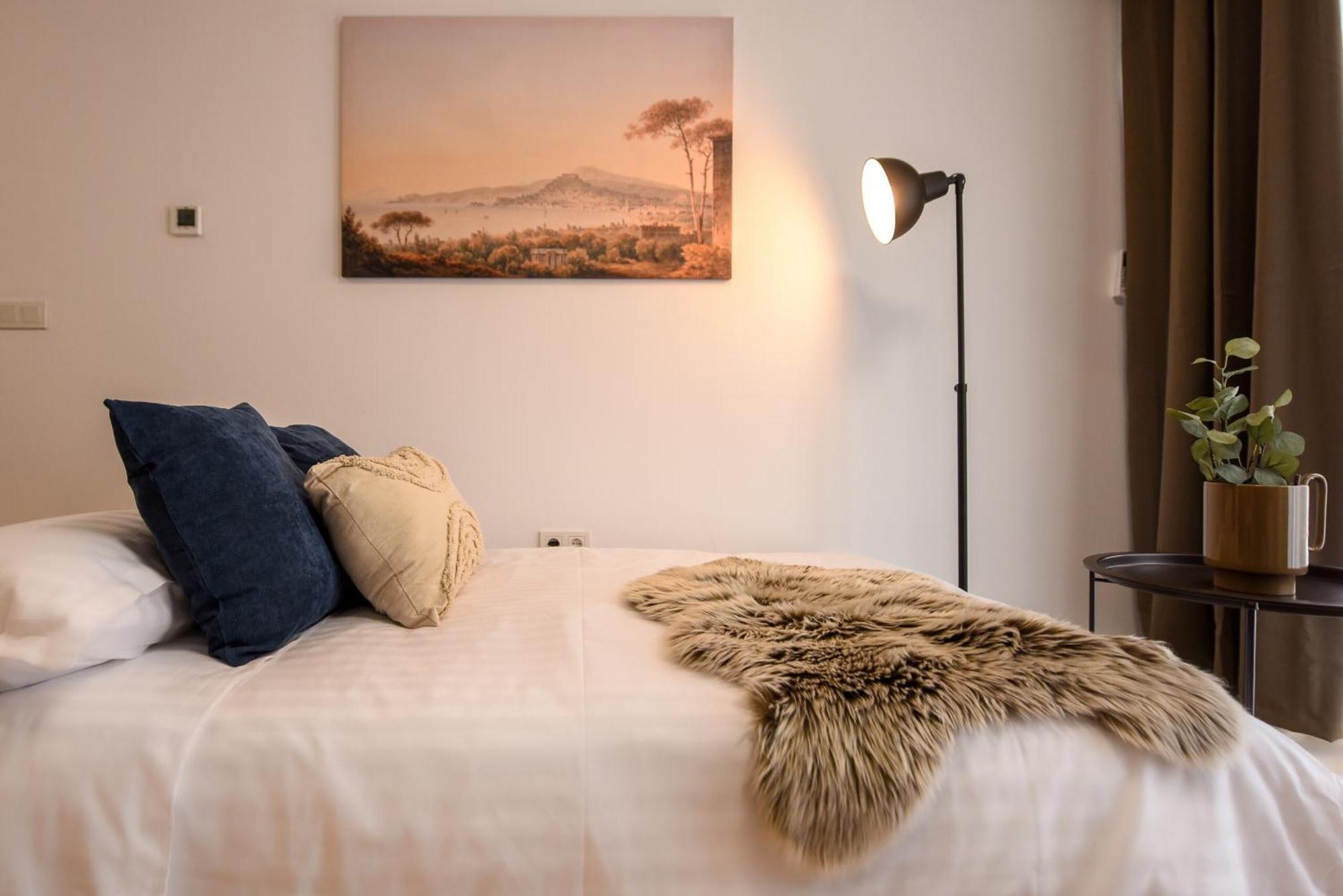 Perfect Stay: Urban Heaven In Aviatiei Business Area Бухарест Номер фото